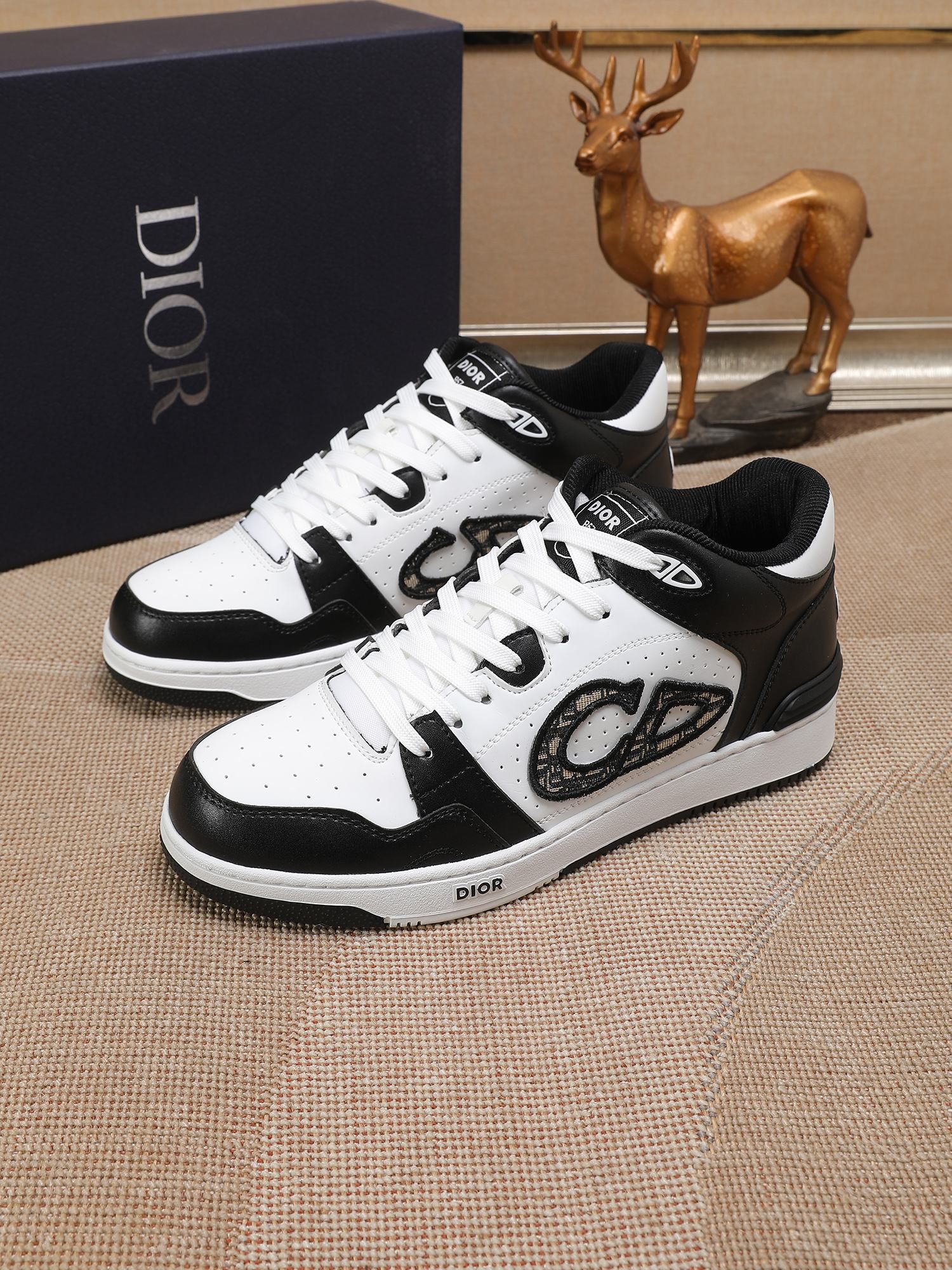 Christian Dior Sneaker